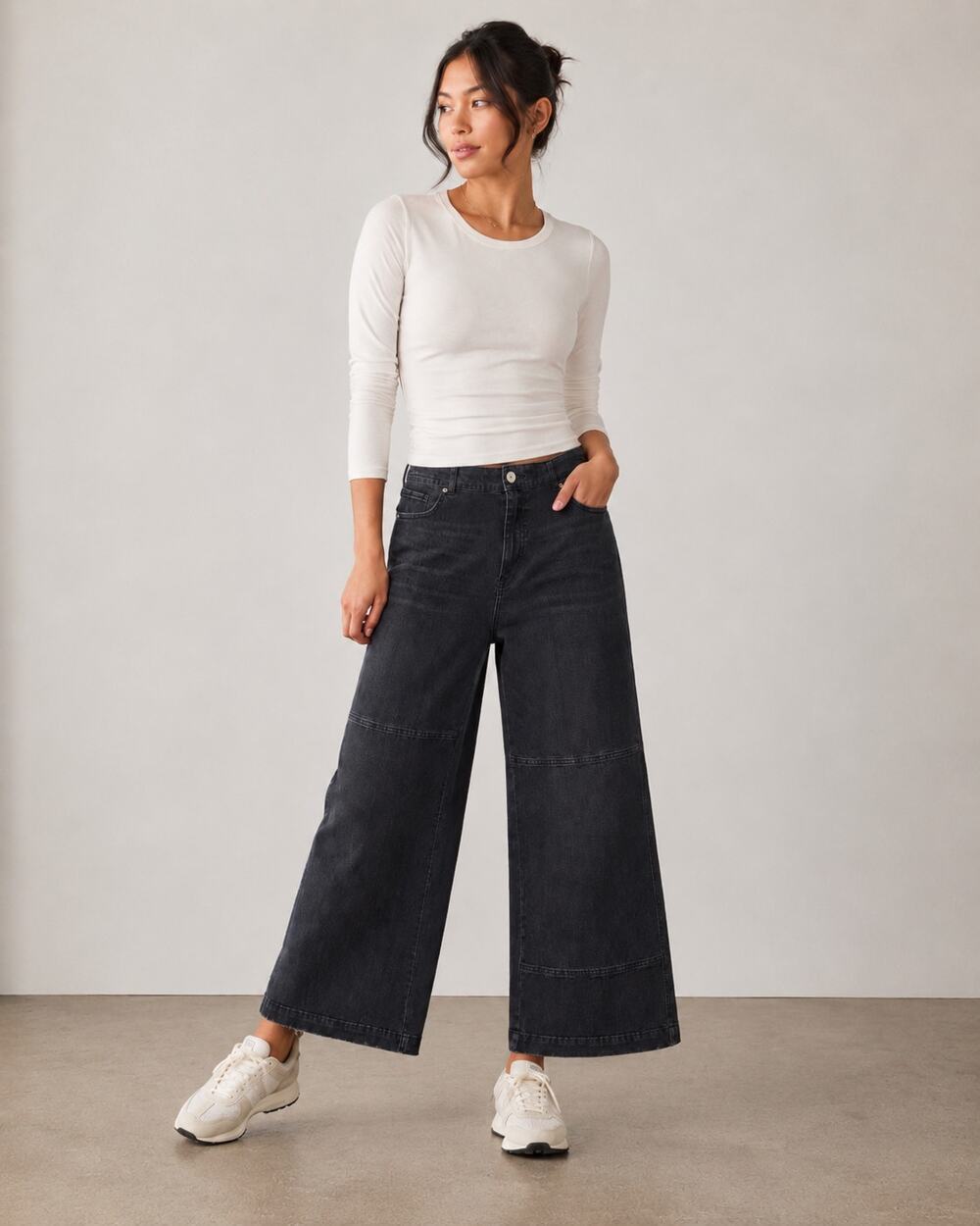 LOGO by Lori Goldstein Wide Leg Jeans – Black Wash – Size 16